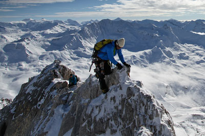 A helmet, an ice ax, a rope and a pair of crampons. You are ready to discover the glaciers